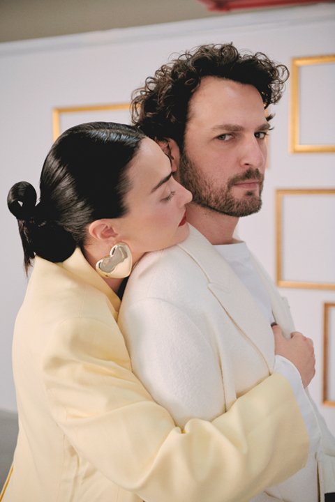 Röportajlar ve Kısa Kısa: Birkan Sokullu, Esra Bilgiç ve Sanat Üzerine Sohbetler